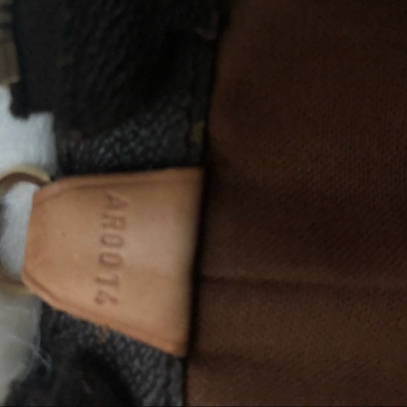 Louis Vuitton Cabas Mezzo - Picture 6 of 7